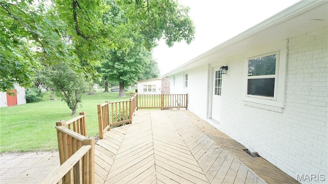 850 Cambridge Dr, Sikeston, MO 63801 - wooden deck with a yard