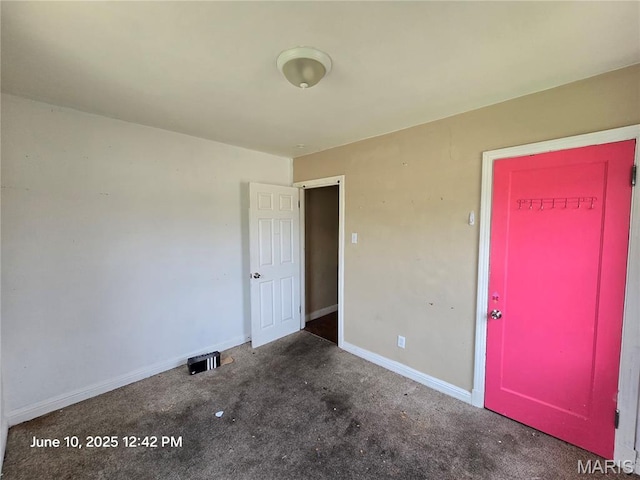 6203 Dardanella Ave, Normandy, MO 63121 - unfurnished room with carpet and baseboards