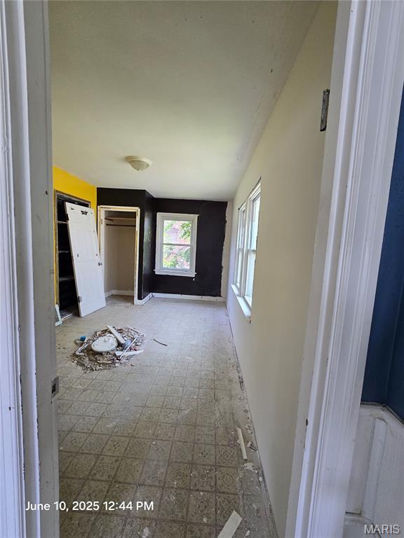 6203 Dardanella Ave, Normandy, MO 63121 - view of hallway
