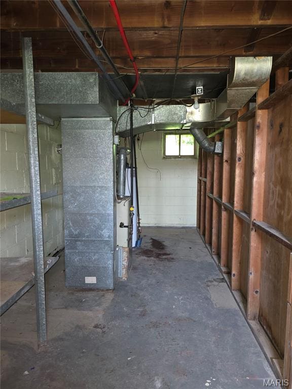 6203 Dardanella Ave, Normandy, MO 63121 - basement with concrete block wall