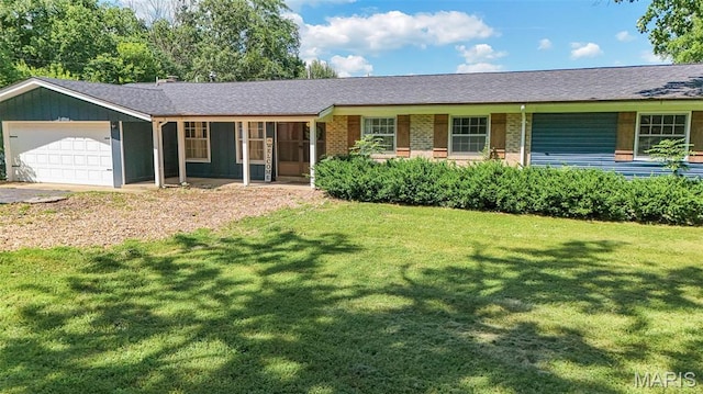 12575 State Route F, Rolla, MO 65401 - single story home with an attached garage, a front yard, and driveway
