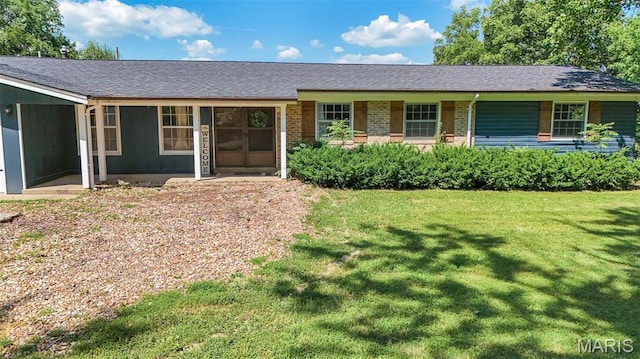 12575 State Route F, Rolla, MO 65401 - ranch-style home with a front yard and roof with shingles