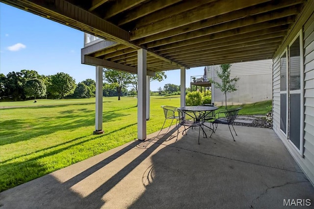 612 Thornridge Dr, Ofallon, MO 63368 - view of patio with outdoor dining area