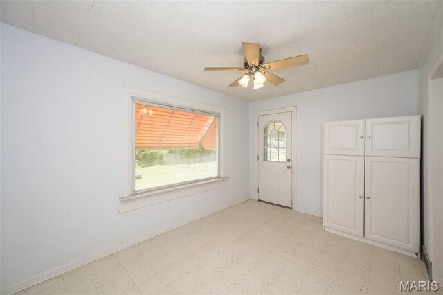 1025 Roxbury Dr, Saint Louis, MO 63125 - photo 12