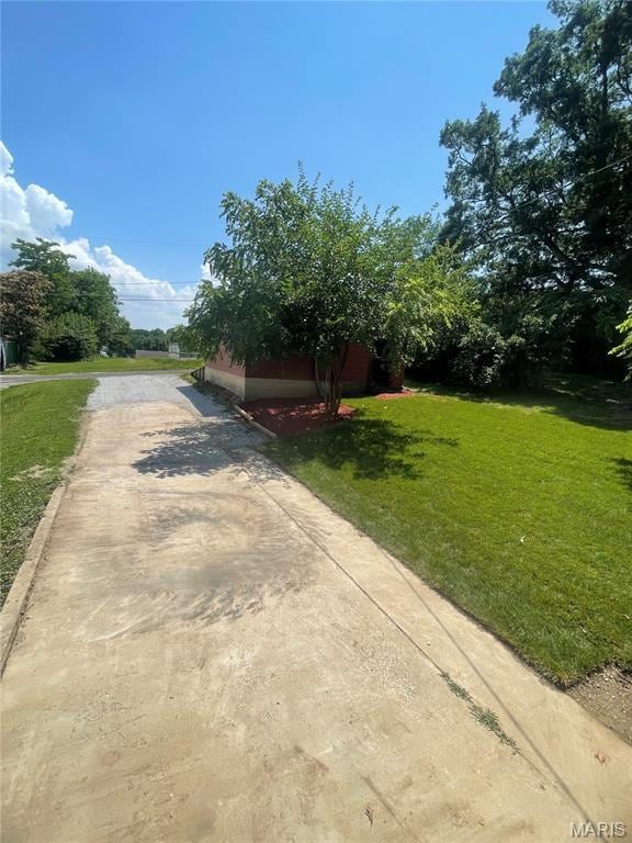 1130 W Gallatin St, Vandalia, IL 62471 - photo 17