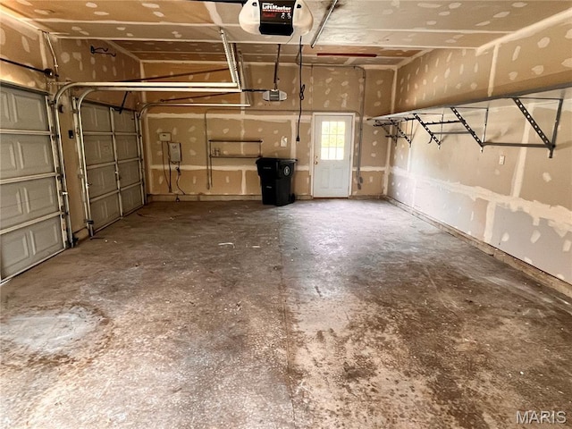114 Cloverleaf Meadows Ct, Ofallon, MO 63366 - garage with a garage door opener