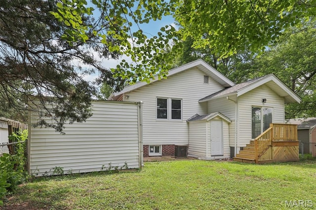 413 E Beach St, Litchfield, IL 62056 - rear view of house