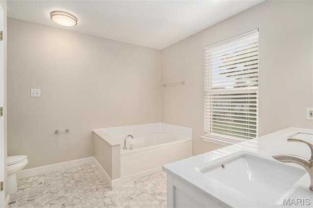 1016 Scenic Oaks Ct, Imperial, MO 63052 - full bathroom featuring a garden tub and double vanity