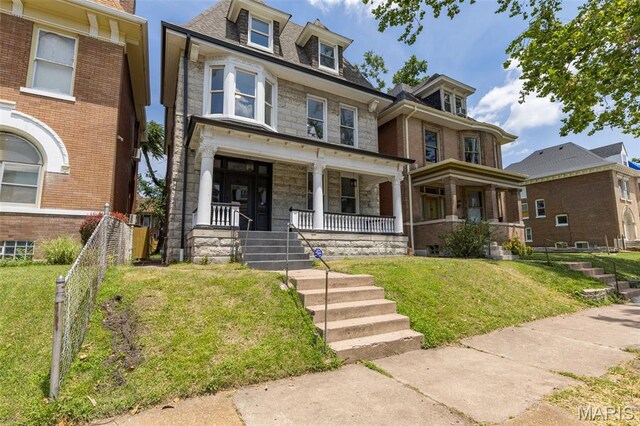 5135 Cabanne Ave, Saint Louis, MO 63113