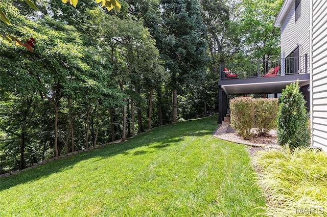 2260 Crimson View Dr, Wildwood, MO 63011 - view of grassy yard featuring a balcony