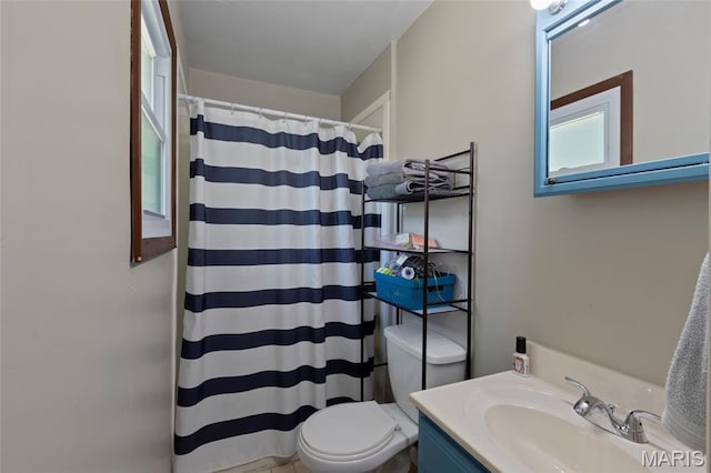 1117 Nelda Dr, Imperial, MO 63052 - bathroom featuring vanity and a shower with shower curtain