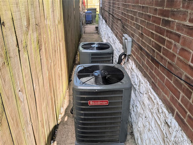 3744 Michigan Ave, Saint Louis, MO 63118 - exterior view of a cooling unit