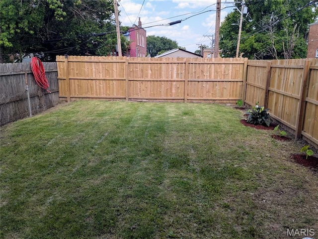 3744 Michigan Ave, Saint Louis, MO 63118 - view of fenced backyard