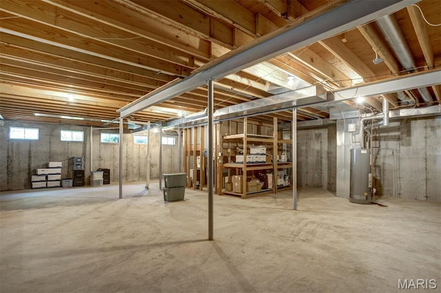 1168 Oak Knoll Manor Ct, Saint Louis, MO 63119 - below grade area featuring gas water heater