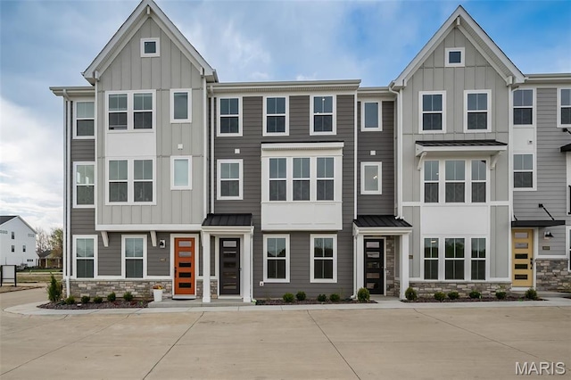 8911 Gateway Cir Unit 94-802, Richmond Heights, MO 63144 - photo 2