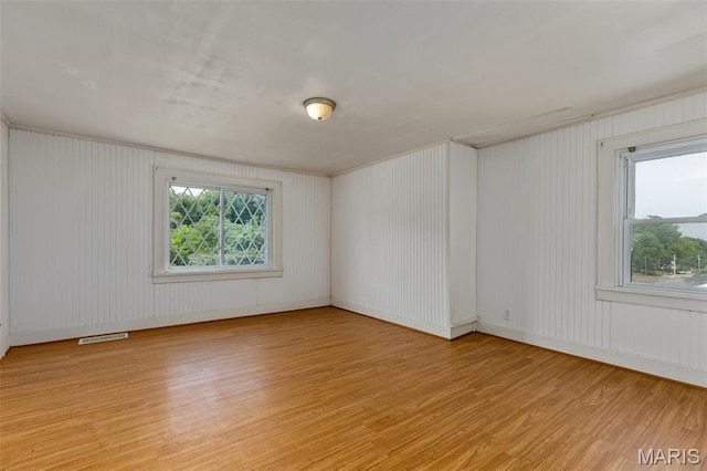 3513 Coronado Dr, Alton, IL 62002 - unfurnished room featuring light wood finished floors and healthy amount of natural light