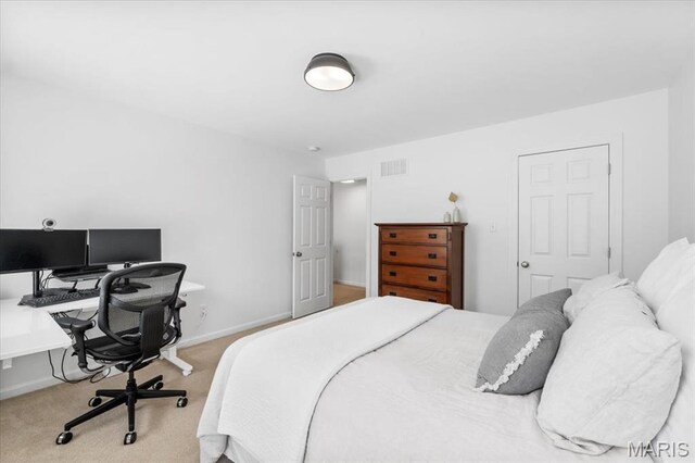1412 Heritage Valley Dr, High Ridge, MO 63049 - bedroom featuring carpet floors and a desk