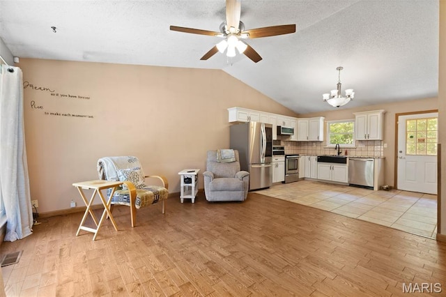 205 Woodbine St, Park Hills, MO 63601 - photo 30