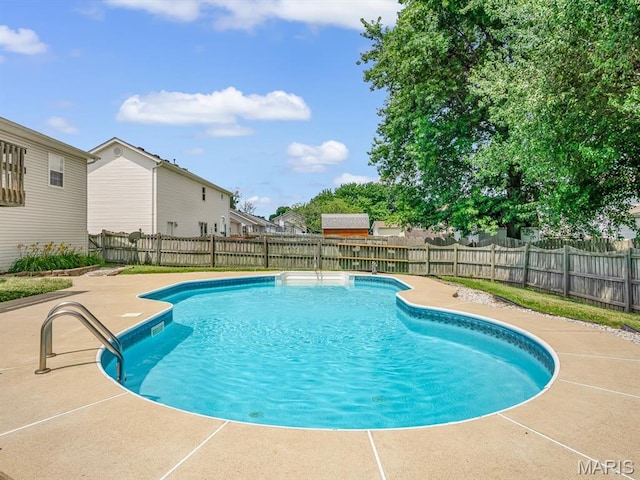 1 Wild Horse Ct, Troy, IL 62294 - view of swimming pool with a fenced backyard and a patio area