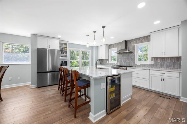 12182 Royal Valley Dr, Creve Coeur, MO 63141