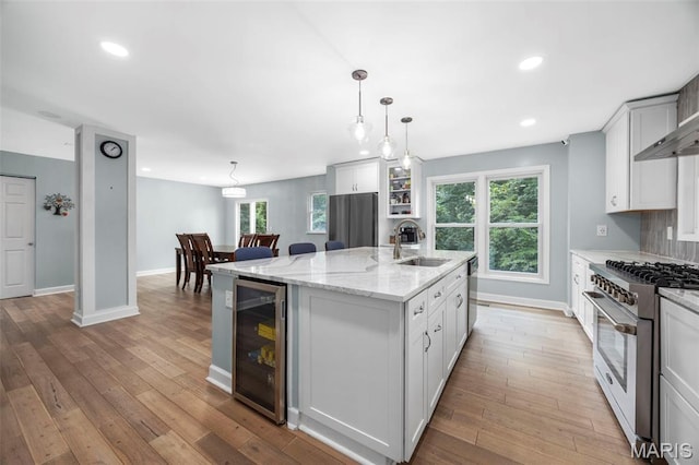 12182 Royal Valley Dr, Creve Coeur, MO 63141