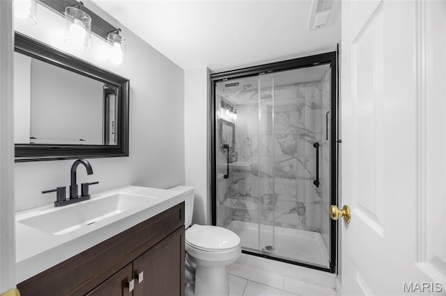 12182 Royal Valley Dr, Creve Coeur, MO 63141