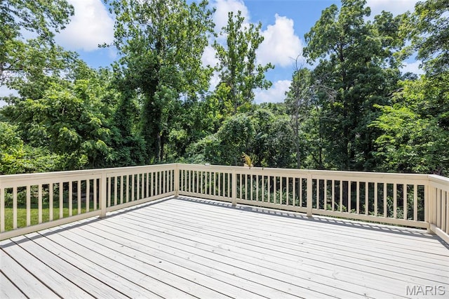 12182 Royal Valley Dr, Creve Coeur, MO 63141