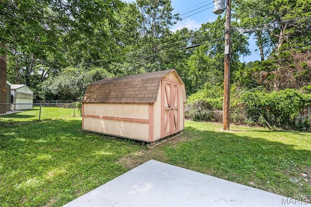 715 Westchester Ct, Kirkwood, MO 63122 - view of shed with a fenced backyard and view of scattered trees