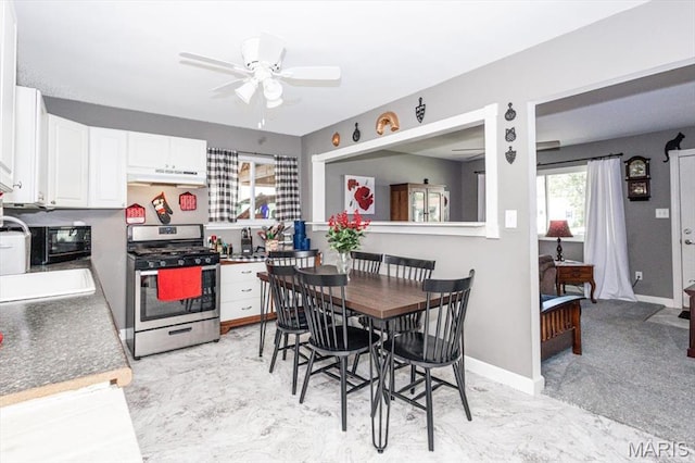 314 Weber Dr, Eureka, MO 63025 - dining space featuring ceiling fan and baseboards
