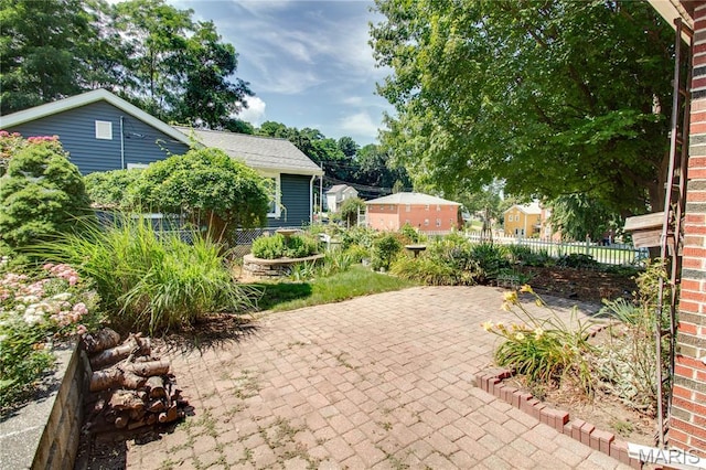 301 E 7th St, Alton, IL 62002 - view of patio / terrace