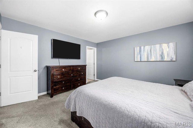 33 Kingspointe Dr, Saint Peters, MO 63376 - carpeted bedroom featuring baseboards