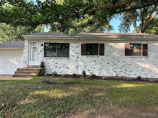 4119 Cornus Dr, Saint Louis, MO 63125 - photo 1