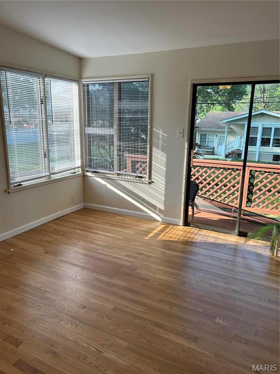 4119 Cornus Dr, Saint Louis, MO 63125 - photo 19