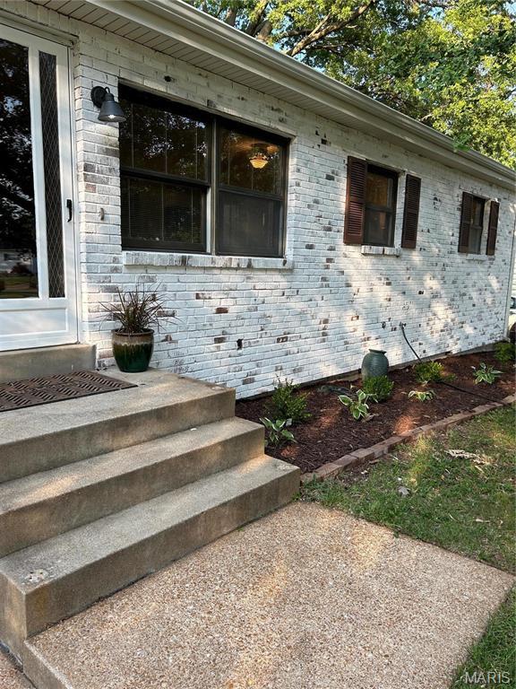 4119 Cornus Dr, Saint Louis, MO 63125 - photo 33
