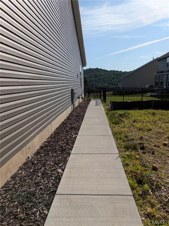 3309 White Pine Dr, Imperial, MO 63052 - view of home's exterior
