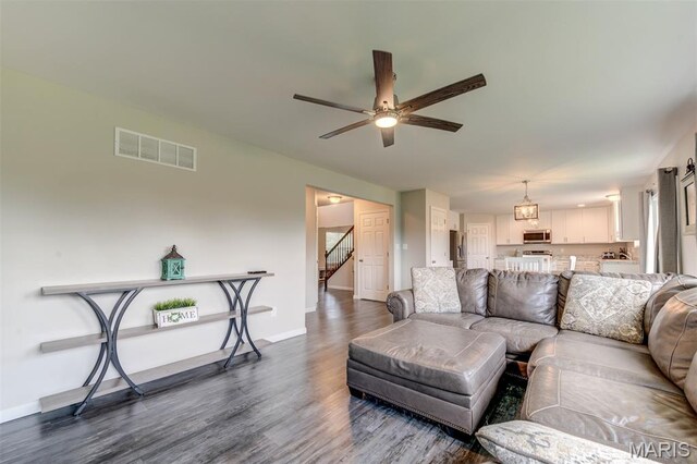 2755 Eldon Ave, Maryland Heights, MO 63043 - photo 11