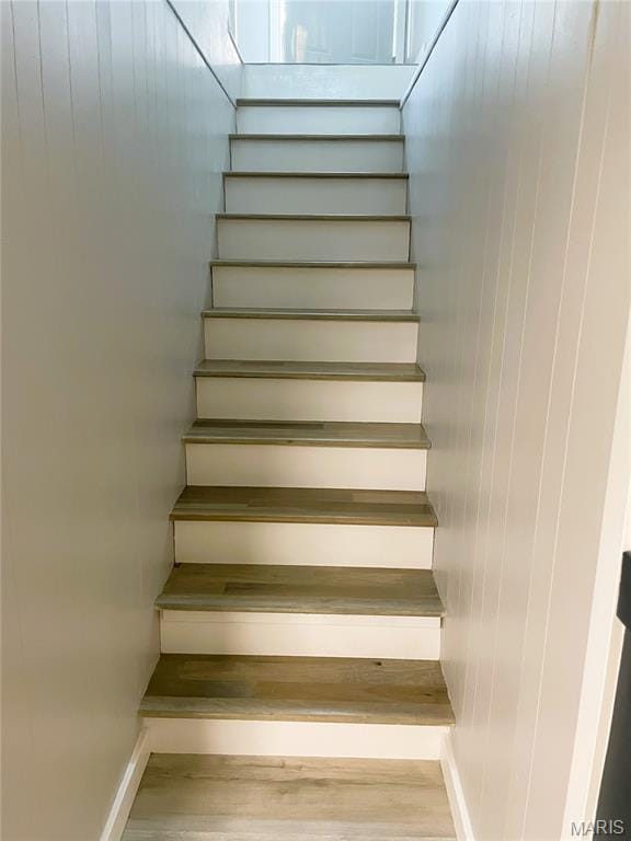 19 Saint David Dr, Saint Peters, MO 63376 - stairway featuring wood finished floors
