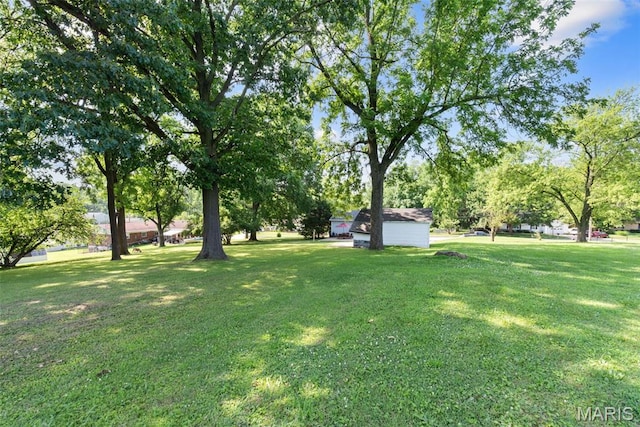11439 Essex Ave, Maryland Heights, MO 63043 - photo 25