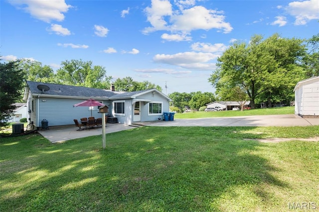 11439 Essex Ave, Maryland Heights, MO 63043 - photo 28