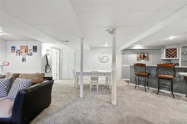 2039 Meramec Meadows Dr, Fenton, MO 63026 - carpeted living area with a dry bar