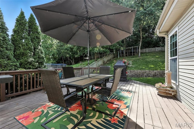 2039 Meramec Meadows Dr, Fenton, MO 63026 - deck featuring outdoor dining space and a fenced backyard