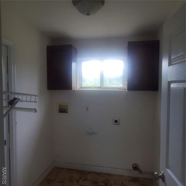 13801 Country Meadow Ct, Wright City, MO 63390 - laundry room with hookup for an electric dryer and hookup for a washing machine
