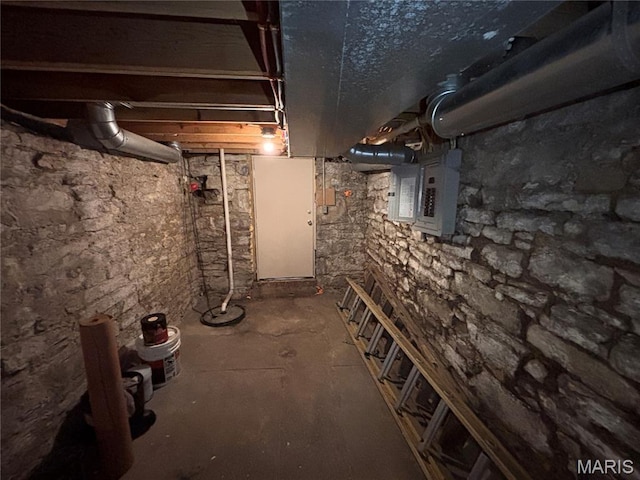 2012 Mallinckrodt St, Saint Louis, MO 63107 - unfinished basement featuring electric panel