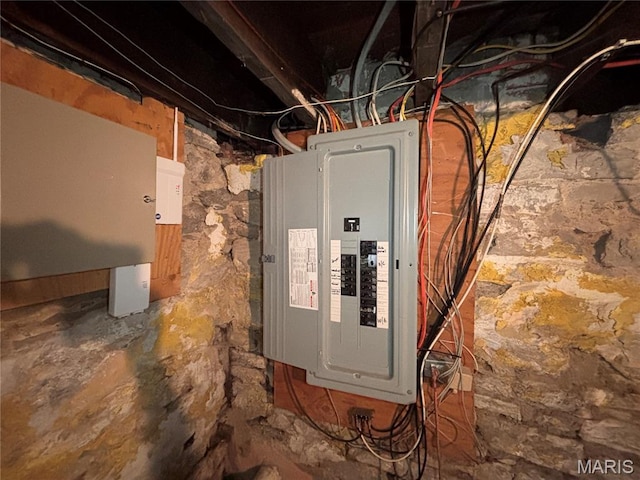 2012 Mallinckrodt St, Saint Louis, MO 63107 - utilities with electric panel