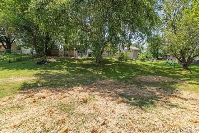4 Bayberry Ln, Saint Peters, MO 63376