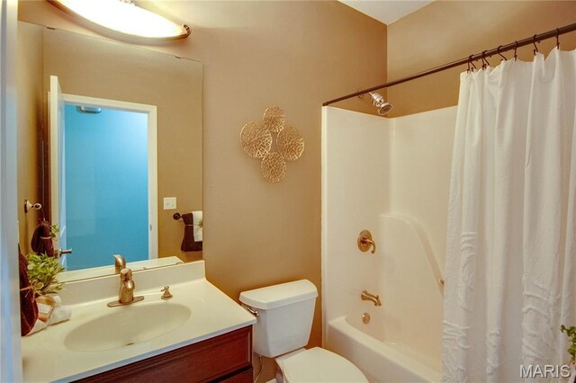 105 Lake Dr, Alton, IL 62002 - photo 35