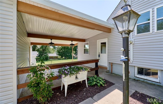 900 3rd St, Troy, MO 63379 - covered porch with a ceiling fan