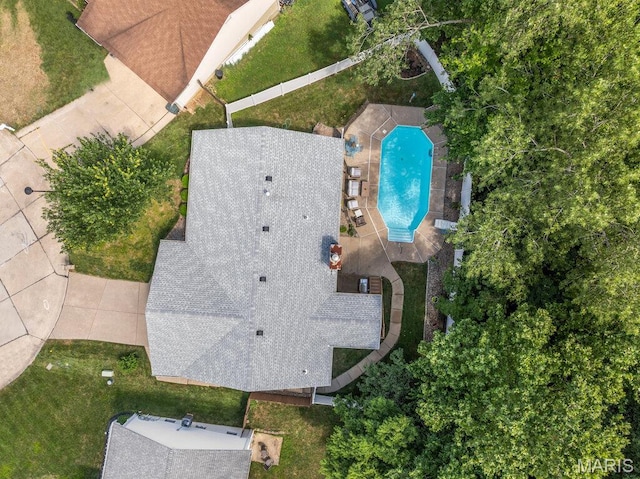 7 Mcclay Village Cir, Saint Peters, MO 63376 - bird's eye view of a pool