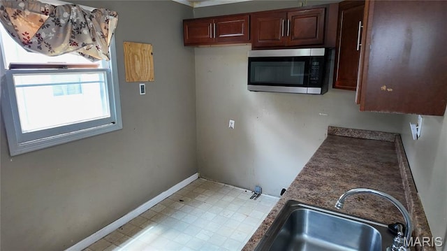 3010 De Porres Ln, Saint Louis, MO 63114 - photo 14