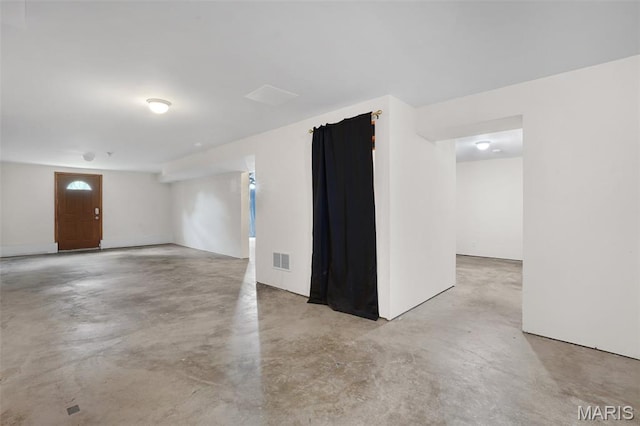1222 W 8th St, Washington, MO 63090 - empty room featuring concrete flooring
